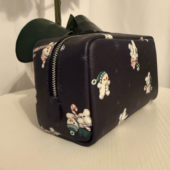 Coach Small Boxy Cosmetic Case Snowman Print Midnight Multi C7408 NWOT - Picture 4 of 5